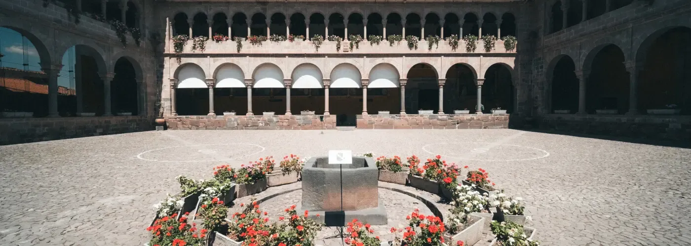 Estudiante concentrada en continuar su educación